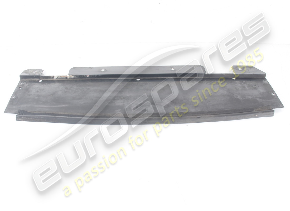 protezione inferiore usata maserati. numero parte 374000133 (2)