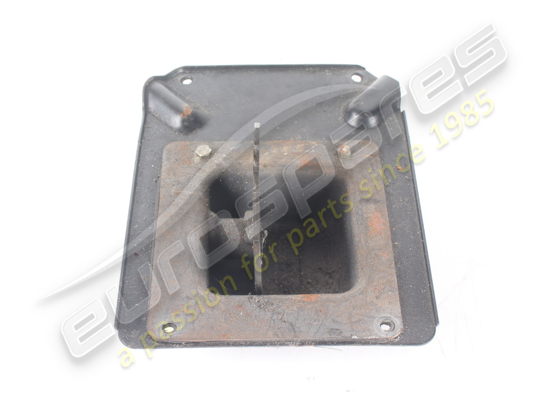 targa completa usata maserati su tunnel. numero parte 365209151 (2)