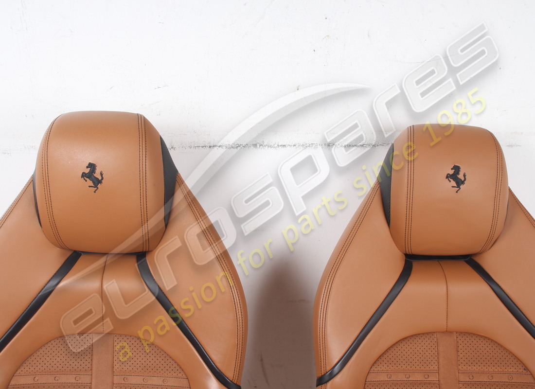 set sedili completo usato ferrari in cuoio e alcantara. numero parte eap1723564 (3)