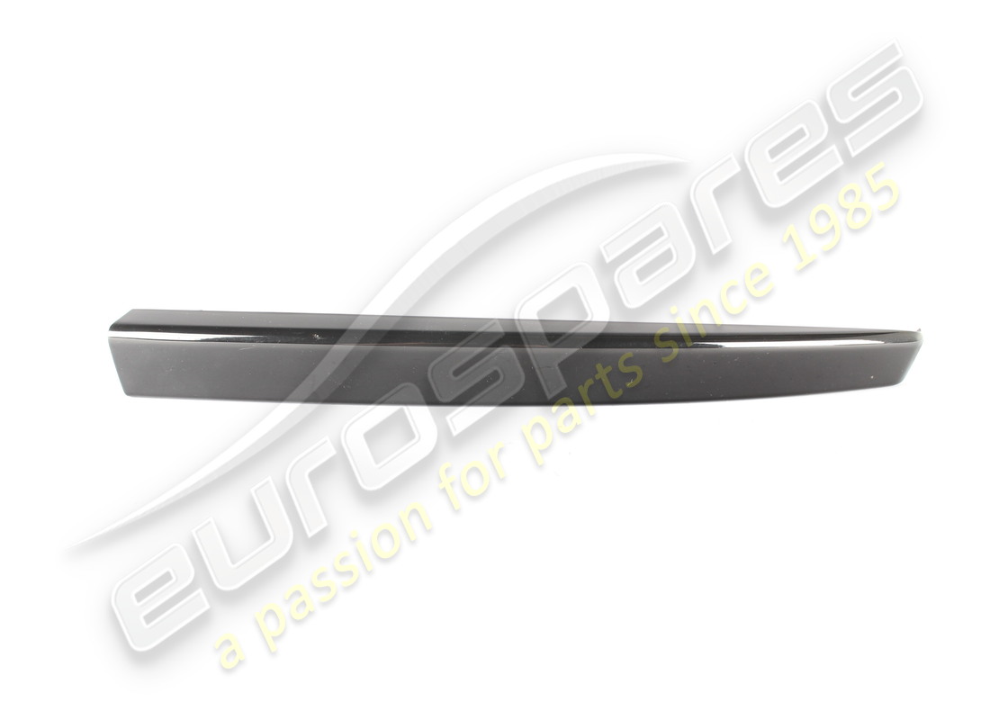 COPERTURA ANTERIORE DESTRA USATA Maserati (NERA). NUMERO PARTE 670093074 (1)