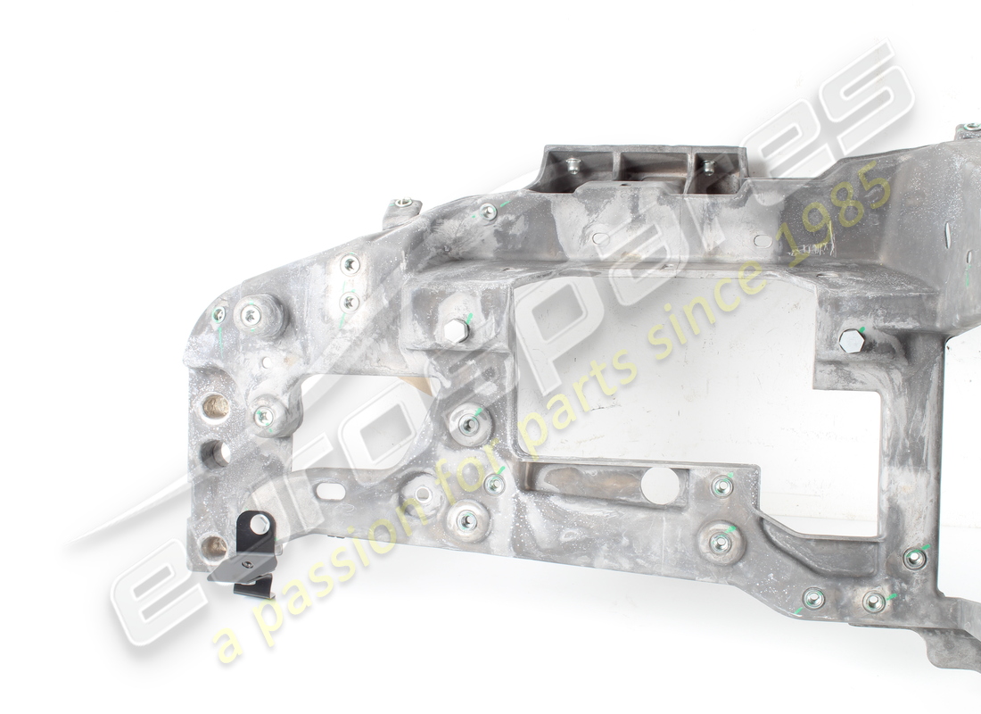 ferrari traversa cruscotto usato. numero parte 85862700 (2)