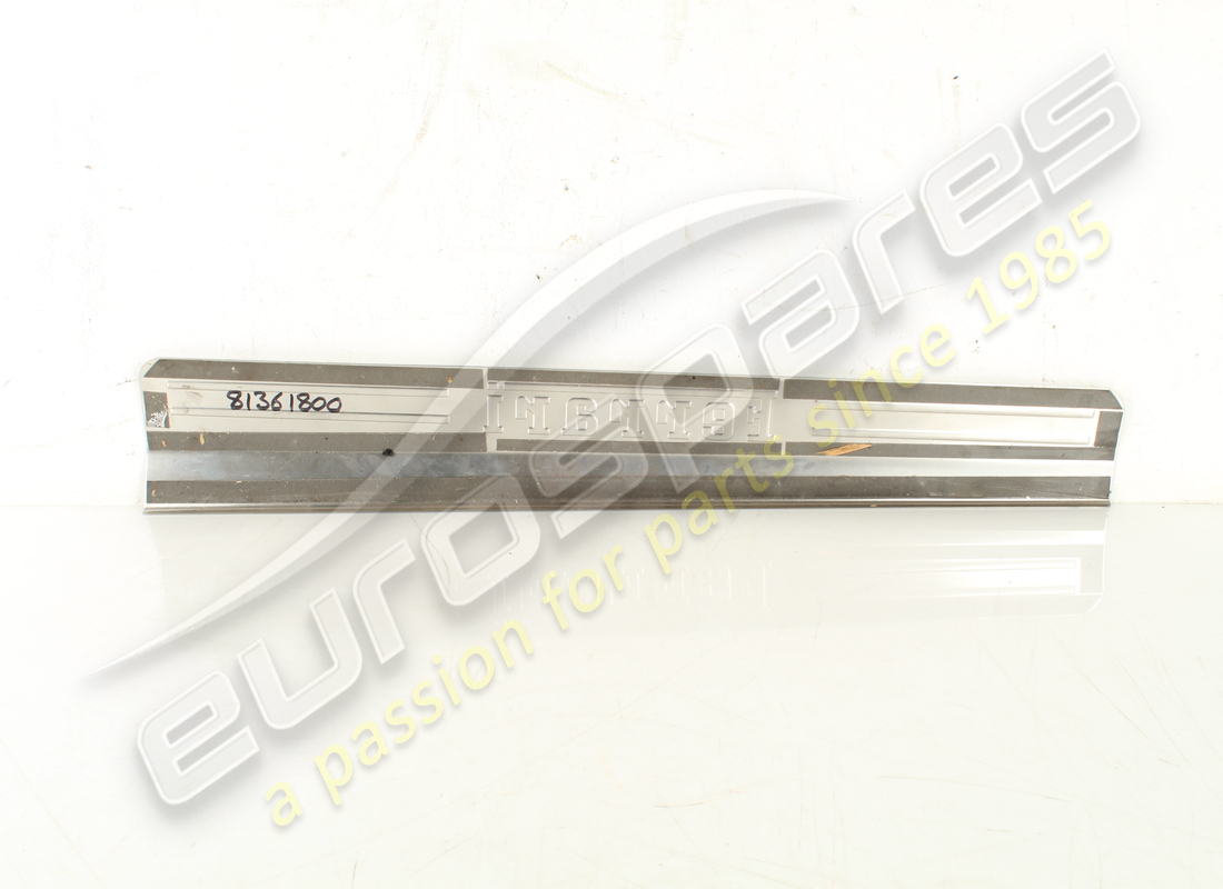 usato ferrari pedana destra. numero parte 81361800 (2)