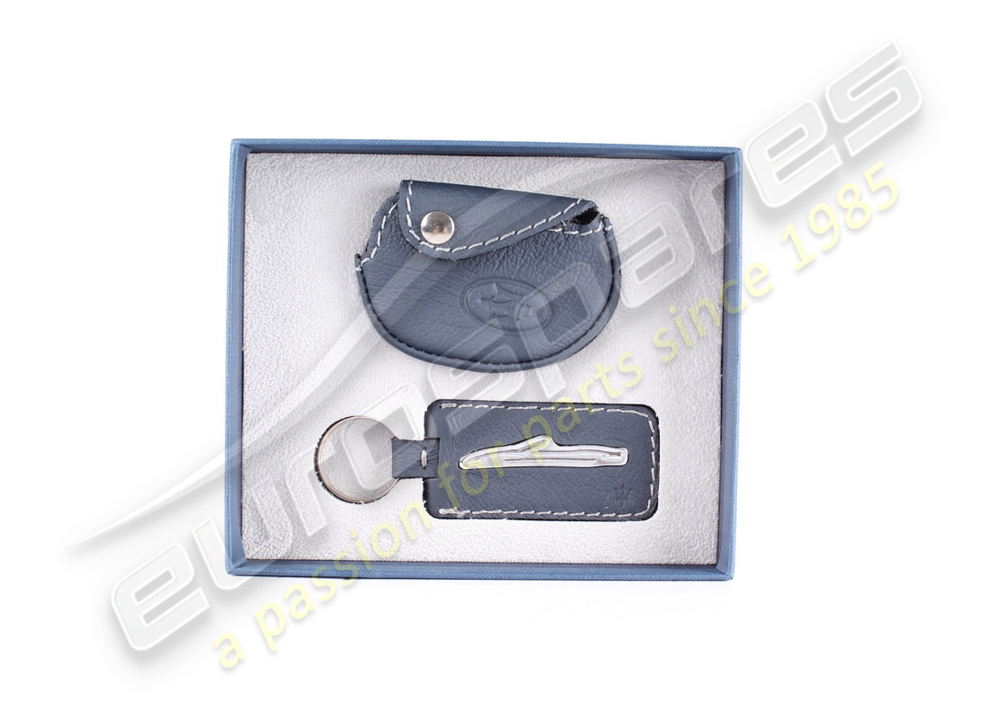 nuovo maserati cover e portachiavi in pelle. codice articolo 940000418 (3)
