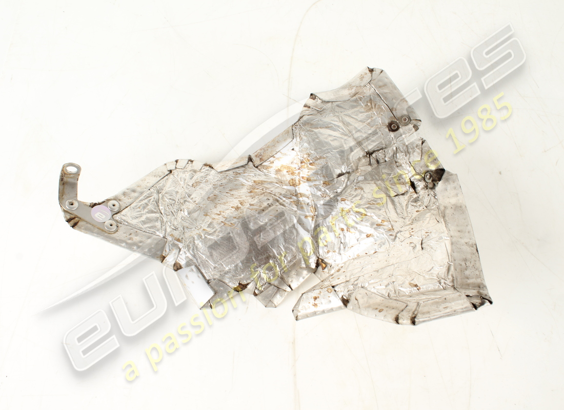 scudo calore ferrari usato. numero parte 268071 (2)