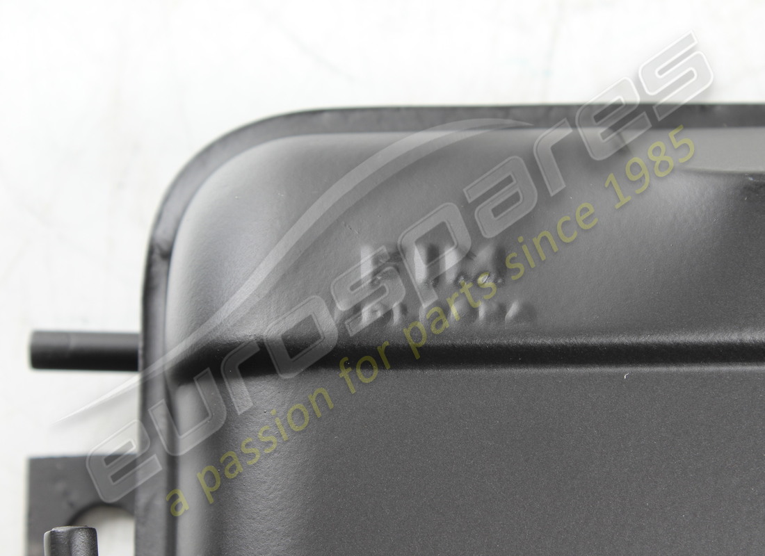 nuovo oem serbatoio di intestazione. numero parte 104647 (3)