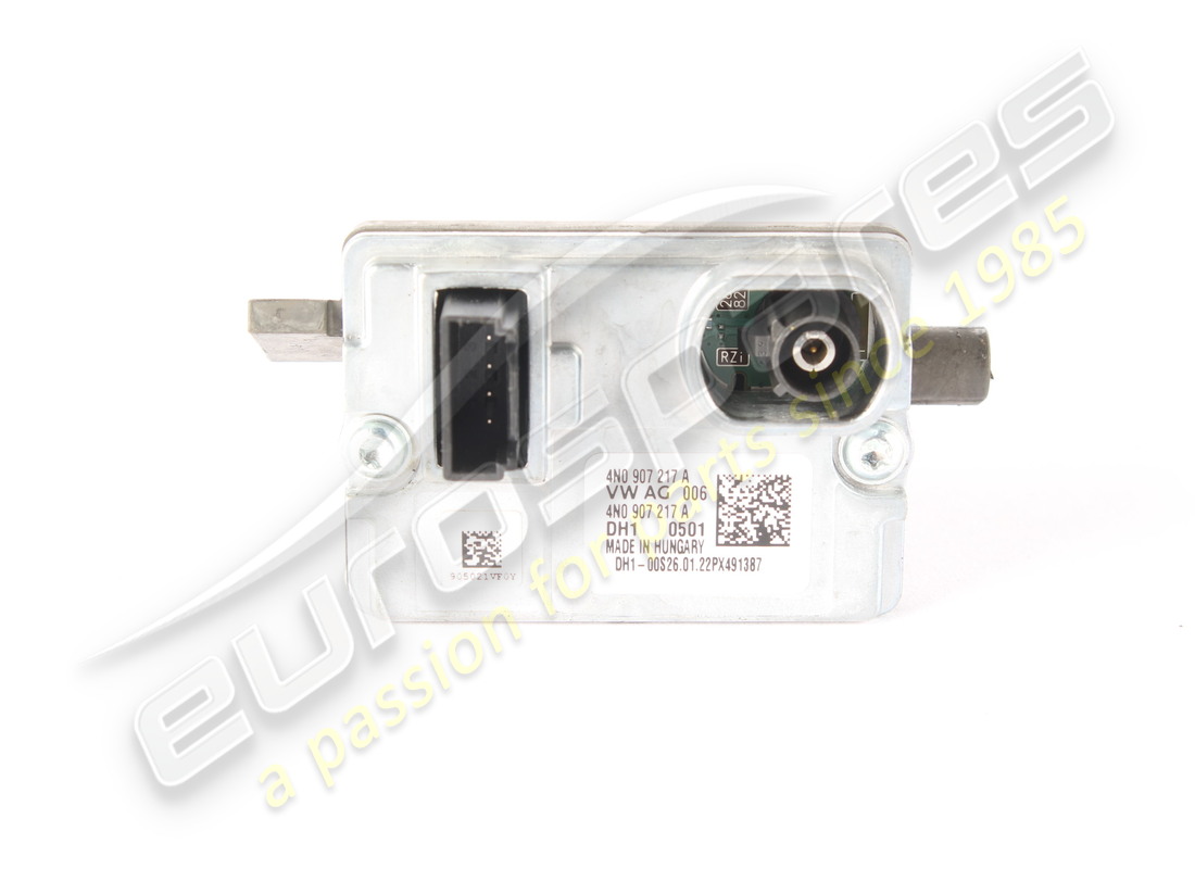 fotocamera usata lamborghini. numero parte 4n0907217a (2)