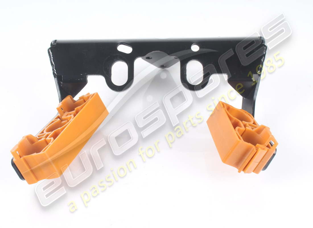 USATO FERRARI STAFFA SG. NUMERO PARTE 905806 (4) usato ferrari staffa sg. numero parte 905806 (4)