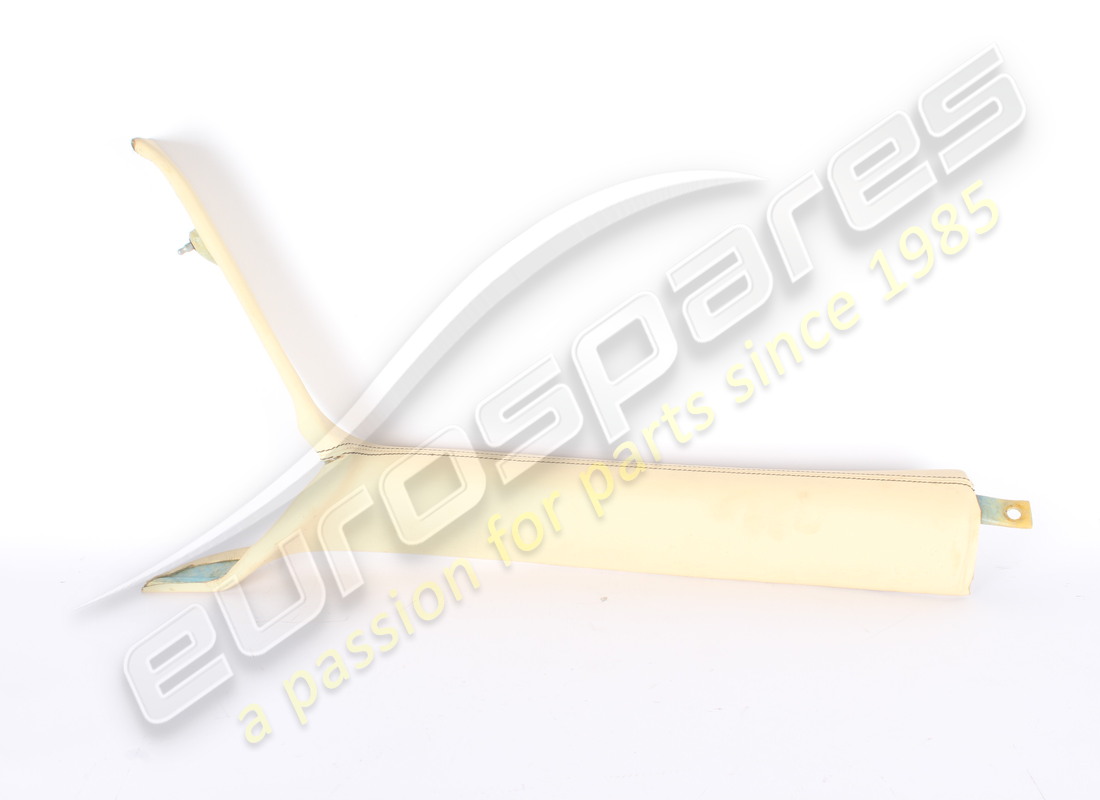 COPERTURA PILASTRO SX CREMA Ferrari DANNEGGIATA 11055 . NUMERO PARTE 67898904 (1)