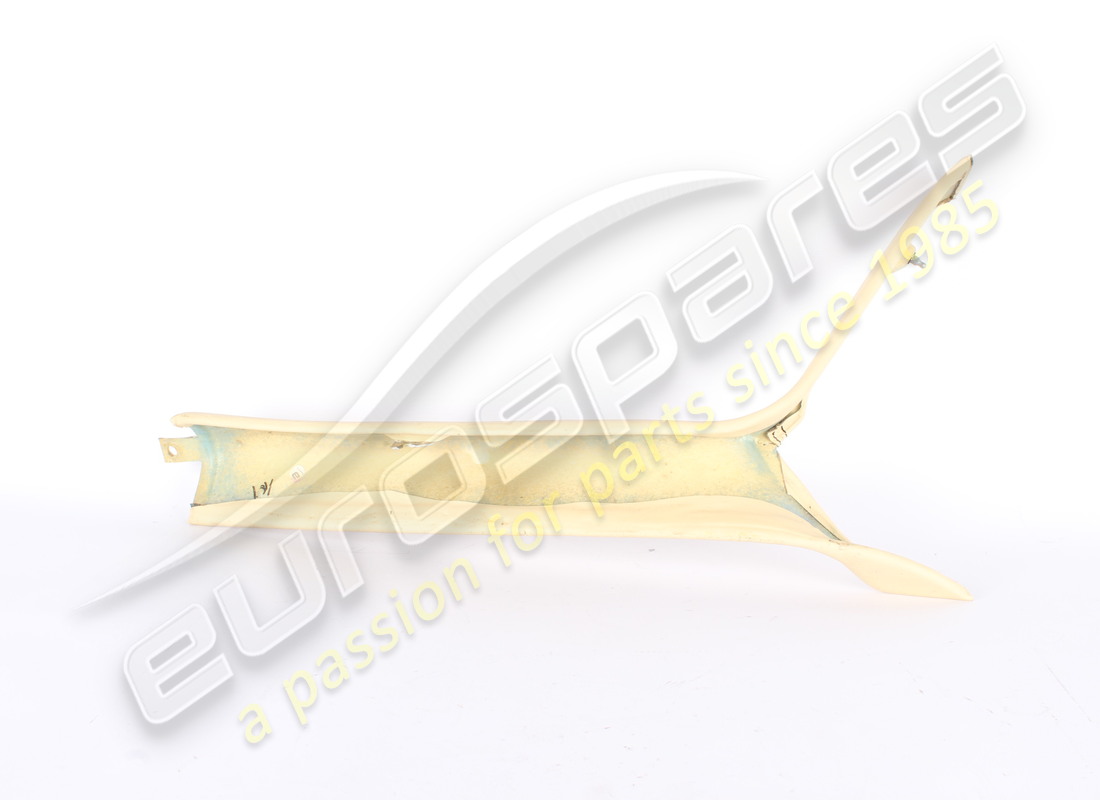 copertura pilastro sx crema ferrari danneggiata 11055. numero parte 67898904 (2)