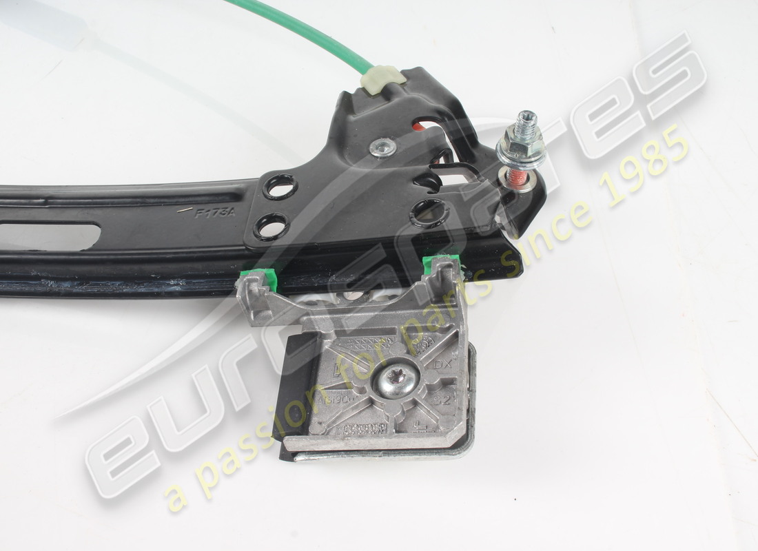 USATO FERRARI ALZACRISTALLO PORTA ANTERIORE. NUMERO PARTE 967211 (3) usato ferrari alzacristallo porta anteriore. numero parte 967211 (3)