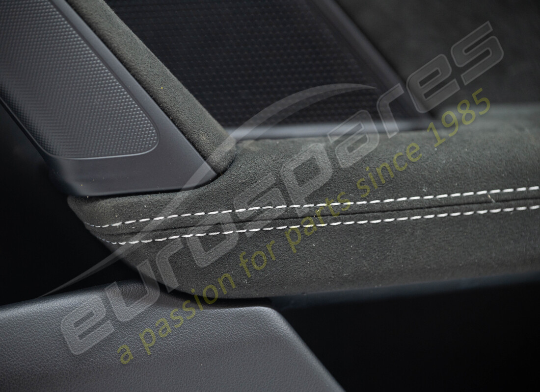 pannello porta porsche usato nero/argento. numero parte 9gt867012jia0 (2)