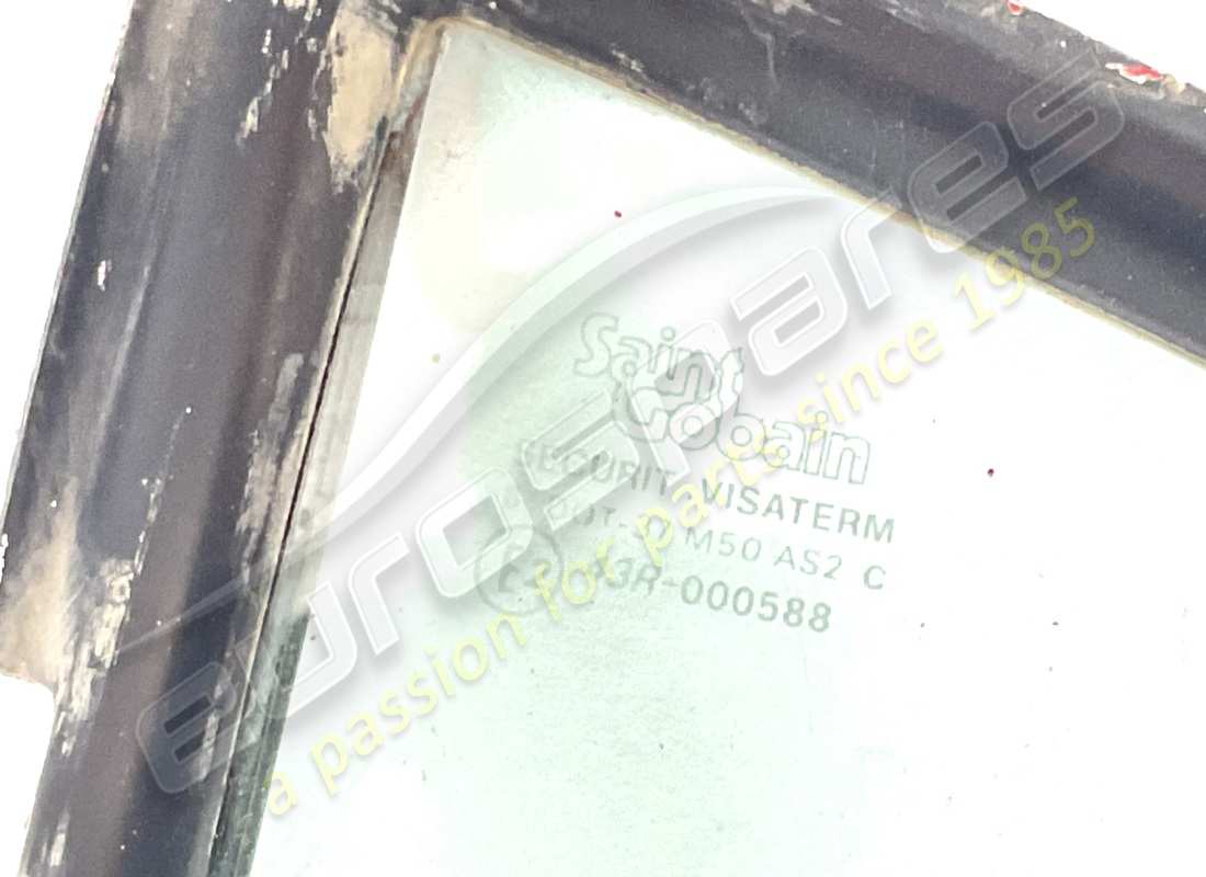 usato ferrari vetro luce posteriore sx gts. numero parte 60162906 (2)
