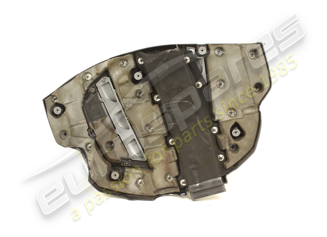 copertura motore usata maserati su collettore di aspirazione. numero parte 670005143 (2)