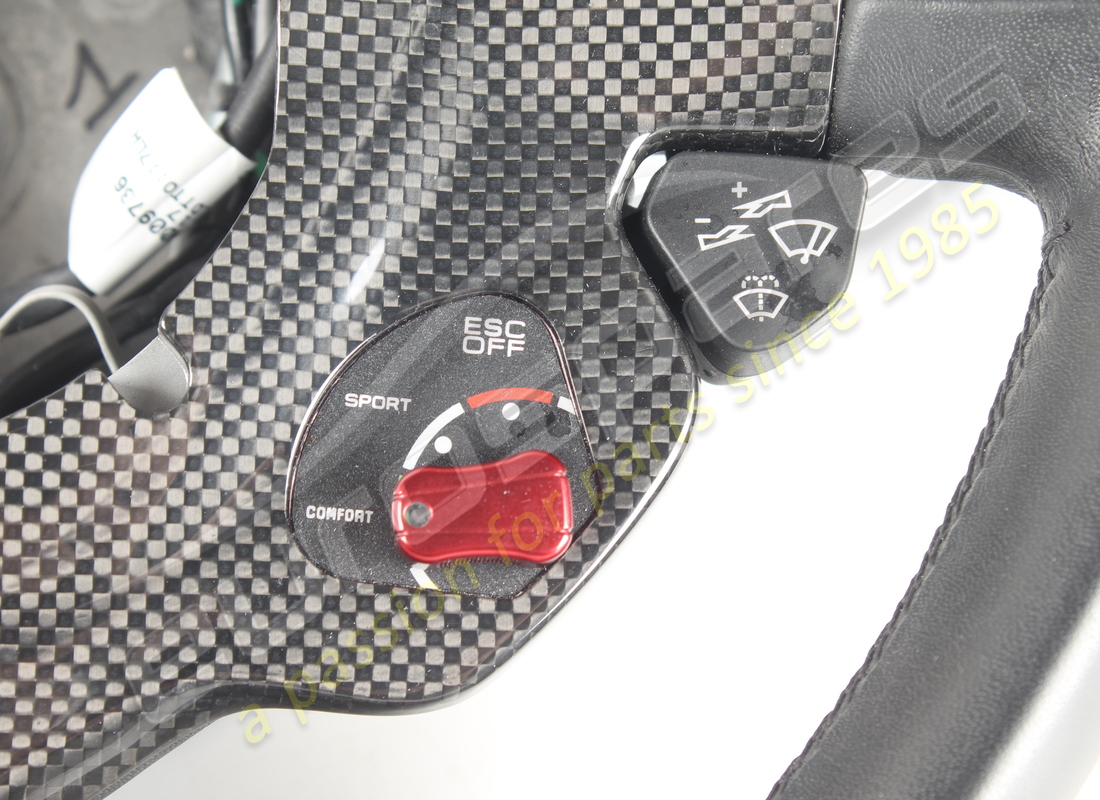 volante ferrari usato. numero parte 88410400 (7)