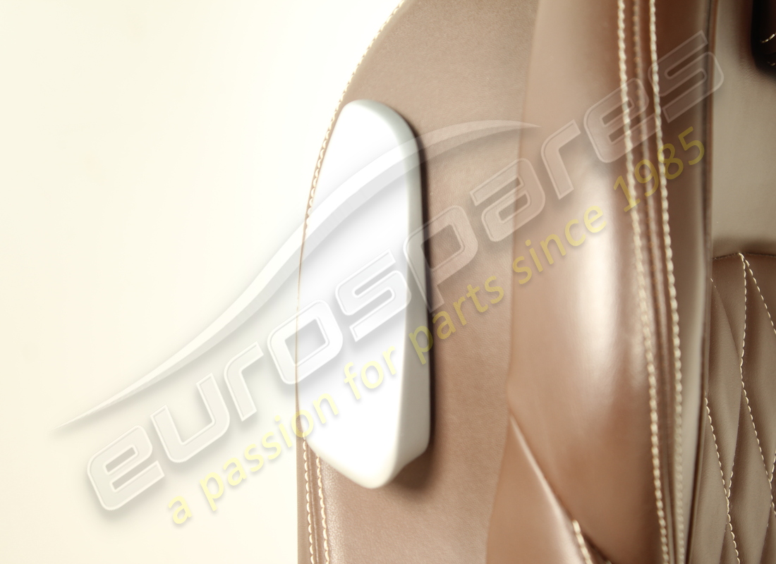 SET DI SEDILI COMPLETO USATO FERRARI CON LUNOTTI POSTERIORI. NUMERO PARTE EAP1564144 (11) set di sedili completo usato ferrari con lunotti posteriori. numero parte eap1564144 (11)