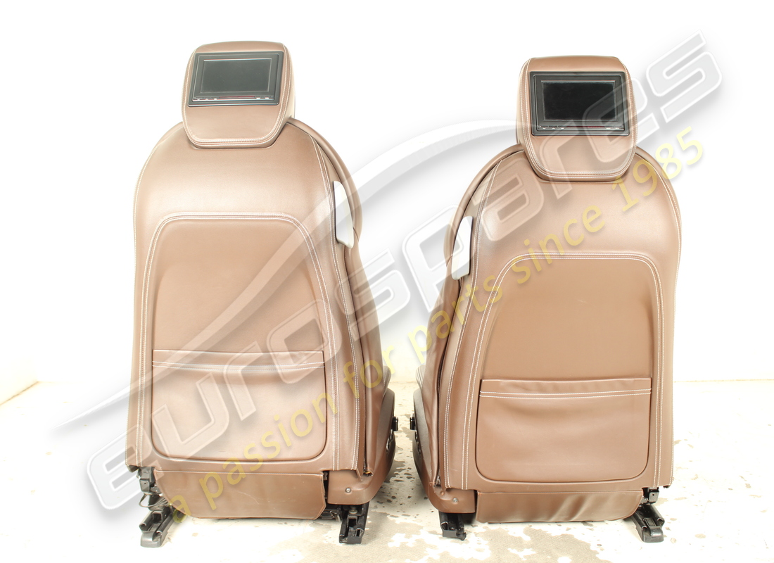 SET DI SEDILI COMPLETO USATO FERRARI CON LUNOTTI POSTERIORI. NUMERO PARTE EAP1564144 (12) set di sedili completo usato ferrari con lunotti posteriori. numero parte eap1564144 (12)