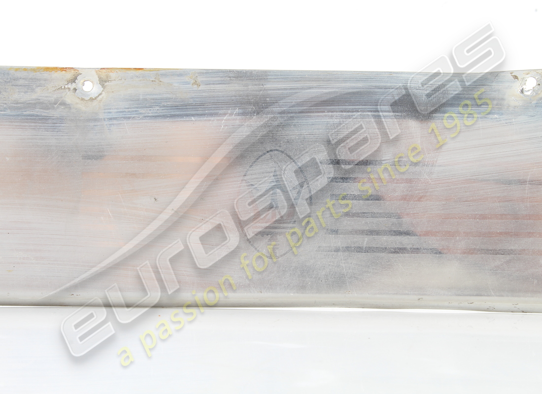 BATTITACCO POSTERIORE SINISTRO CROMATO USATO MASERATI. NUMERO PARTE 378305321 (2) battitacco posteriore sinistro cromato usato maserati. numero parte 378305321 (2)