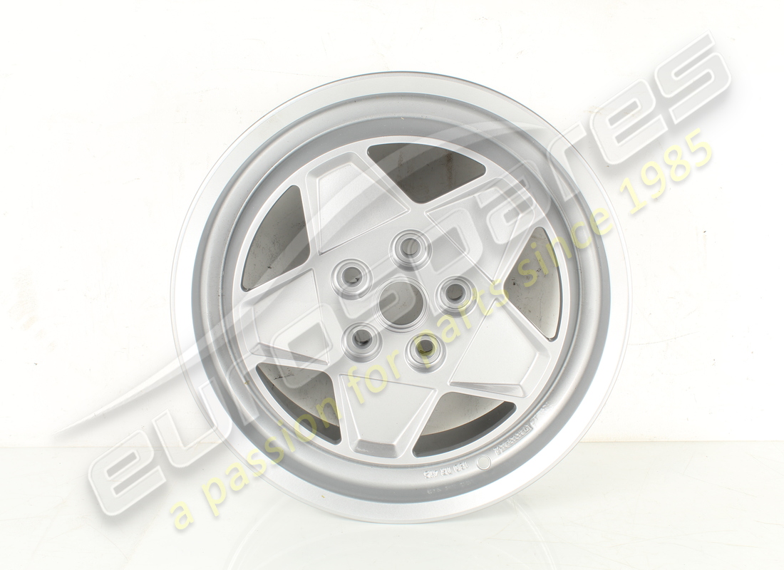 cerchio ruota stradale ricondizionato ferrari 180 tr 415. numero parte 127151 (1)