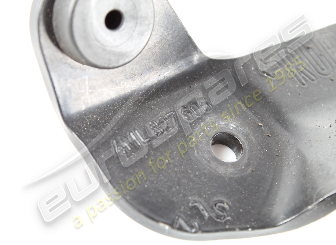 PARTE DI FERMO LAMBORGHINI USATA. NUMERO PARTE 4ML827606 (3) parte di fermo lamborghini usata. numero parte 4ml827606 (3)