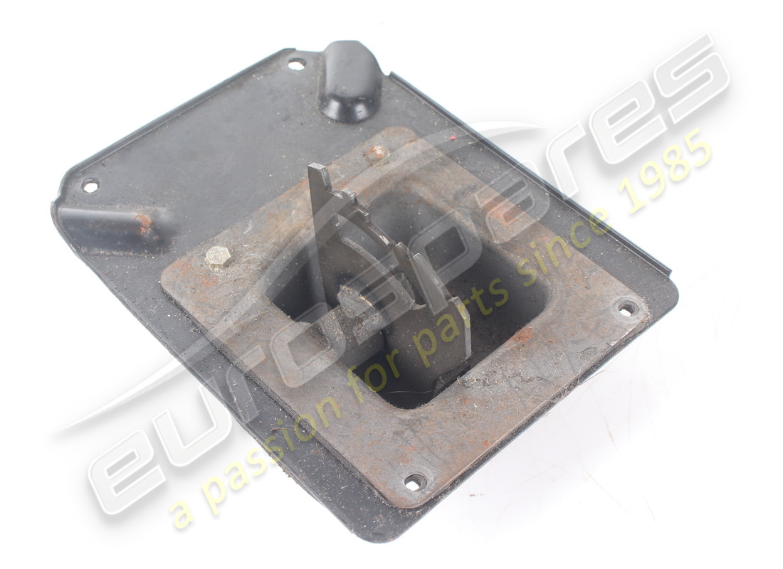 TARGA COMPLETA USATA Maserati SU TUNNEL. NUMERO PARTE 365209151 (1)