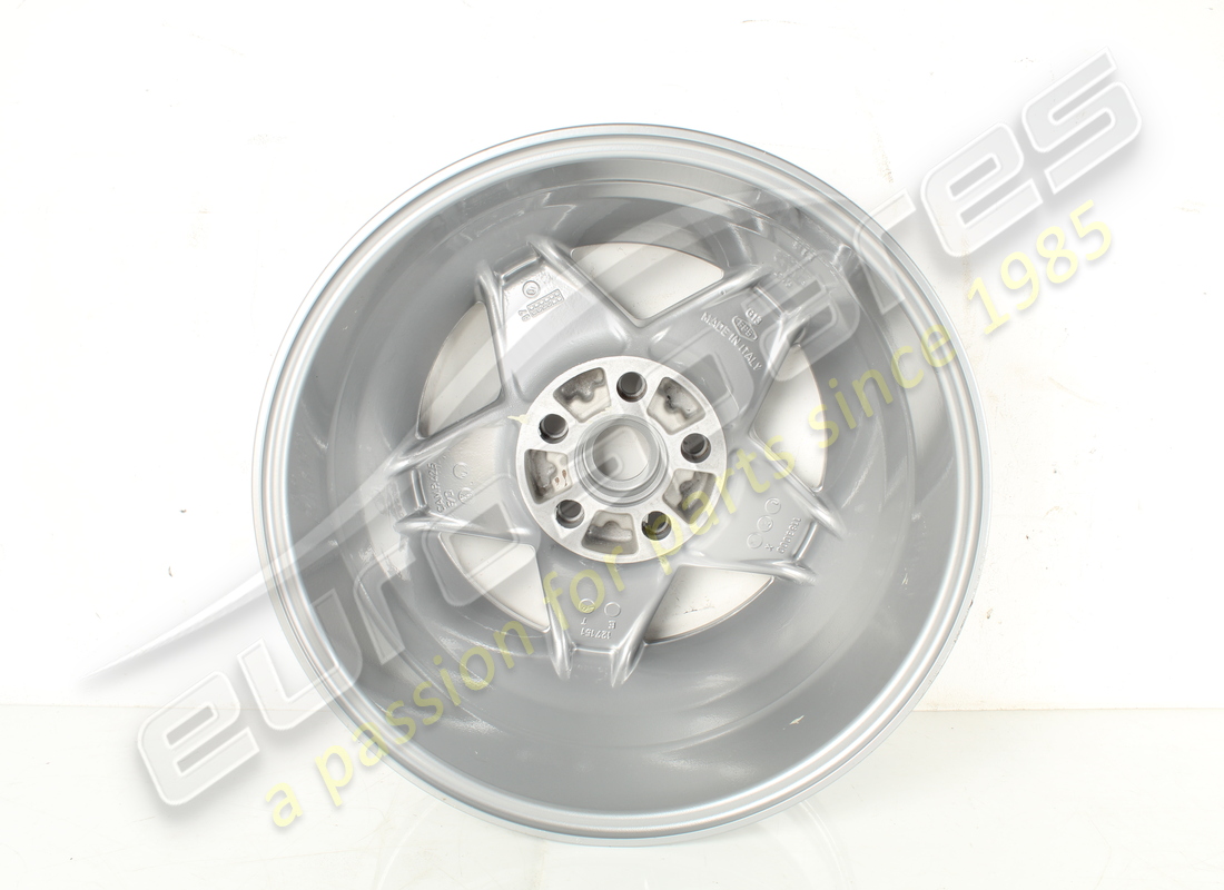 cerchio ruota stradale ricondizionato ferrari 180 tr 415. numero parte 127151 (4)