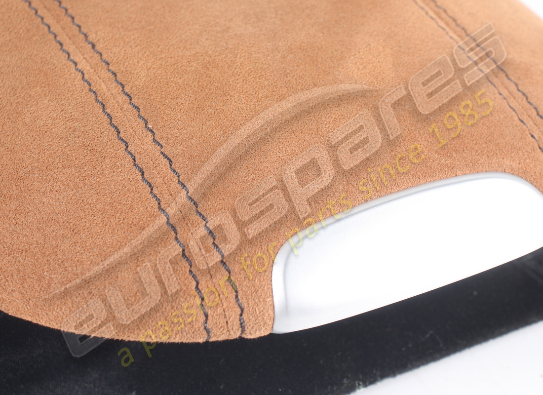 vassoio posteriore usato eurospares con anta scomparto in alcantara (colore cuoio). codice articolo eap1723567 (2)