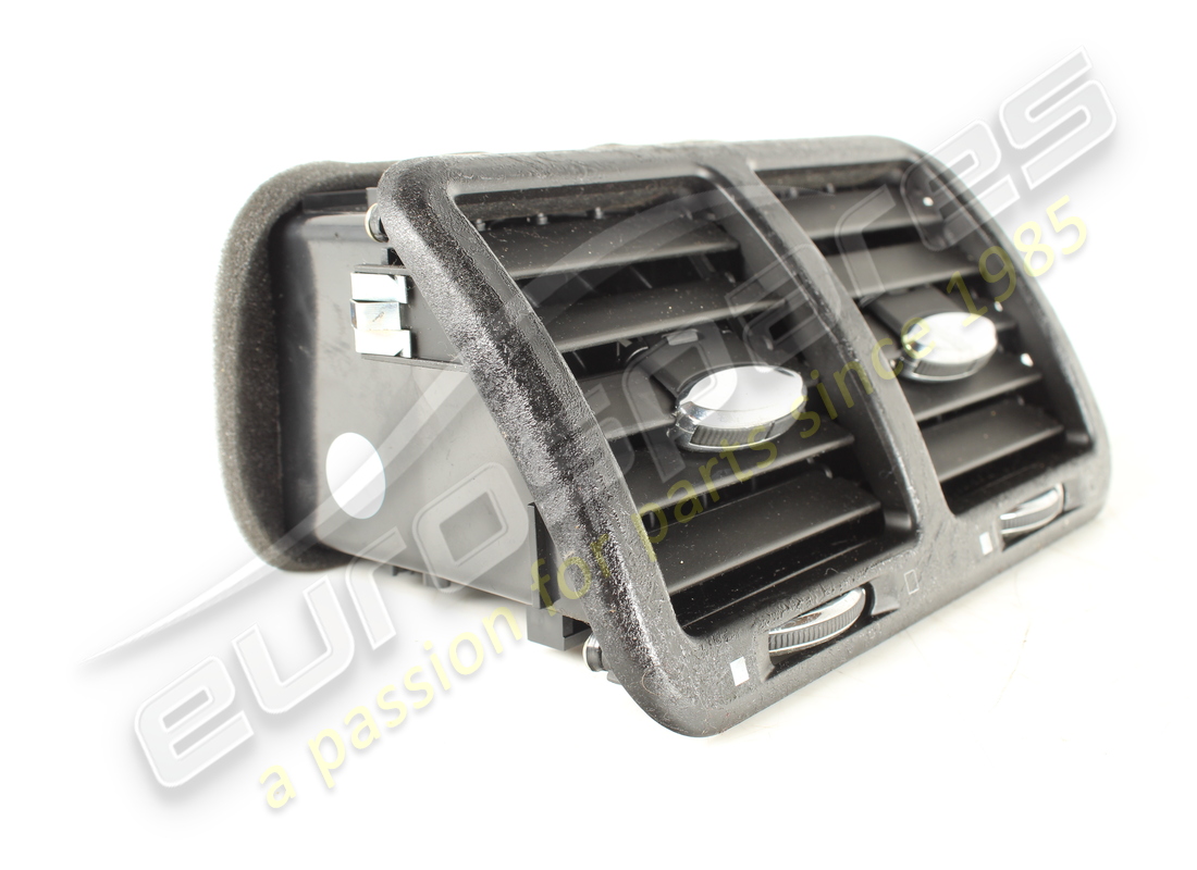 used maserati rear air vent opening. part number 67211900 (2)