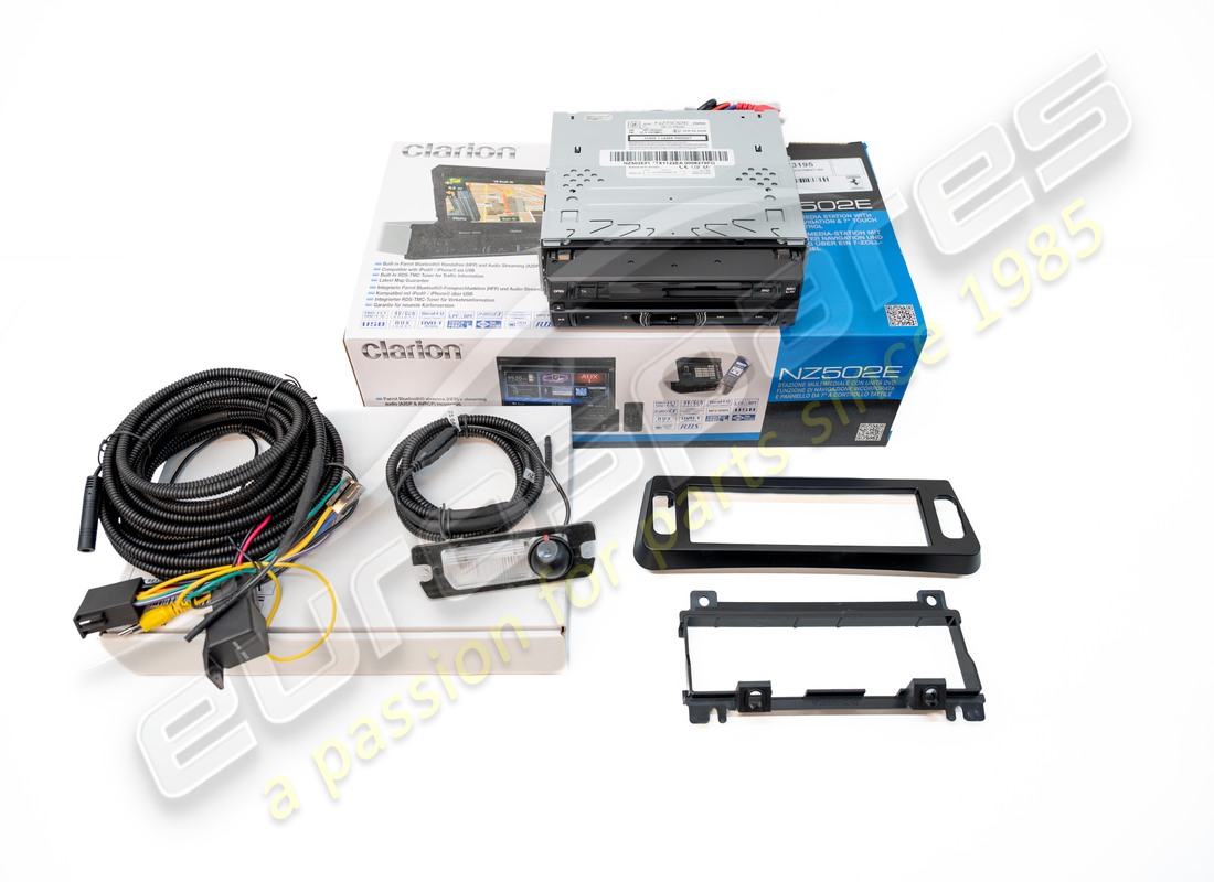 NEW FERRARI F430 INFOTAINTMENT SISTEM KI . PART NUMBER 70003465 (1)