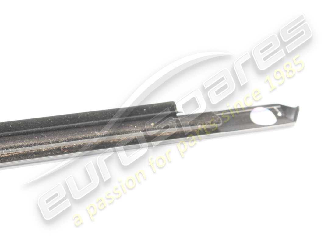 usato lamborghini vittoria. paraspifferi. numero parte 4ml839475t94 (3)