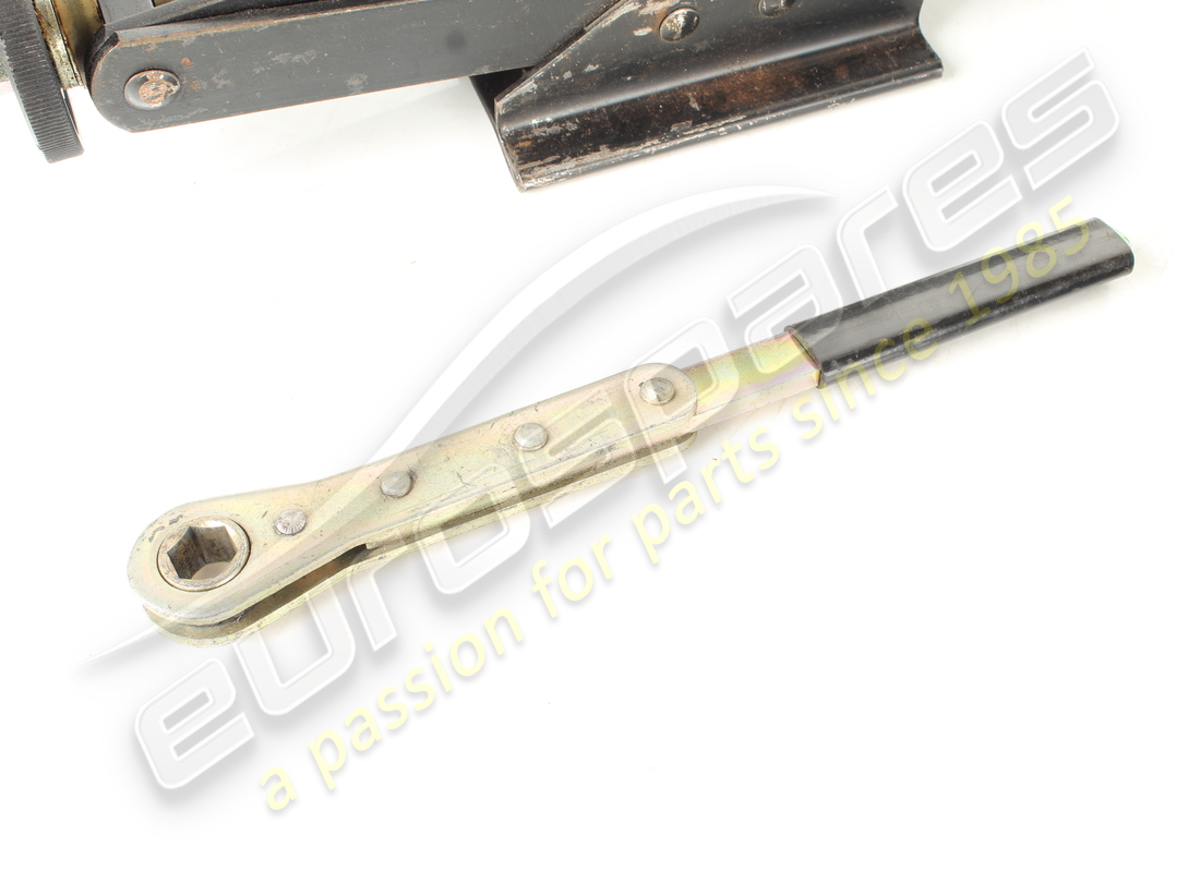 KIT ATTREZZI FERRARI USATO. NUMERO PARTE 138884 (3) kit attrezzi ferrari usato. numero parte 138884 (3)