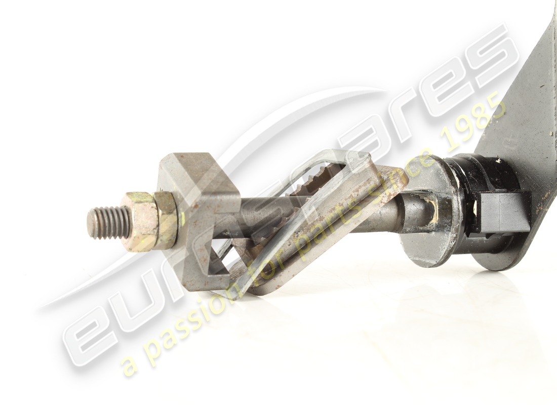 leva di bloccaggio maserati usata. numero parte 151119000 (5)