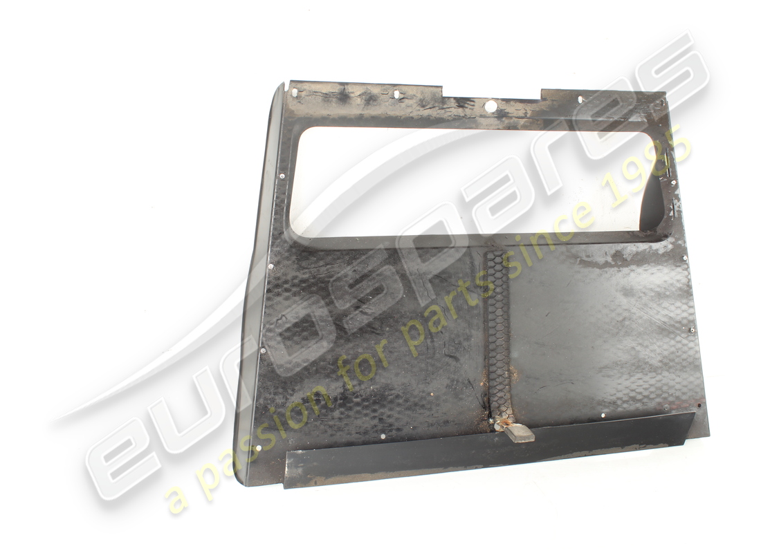 scudo ferrari usato. numero parte 61205100 (2)