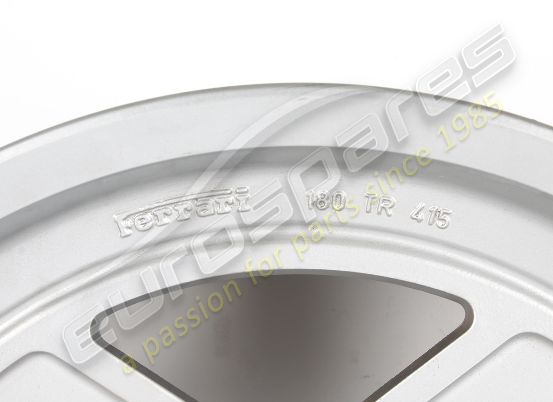 nuovo ferrari ruota stradale trx 180tr415. numero parte 117180 (2)