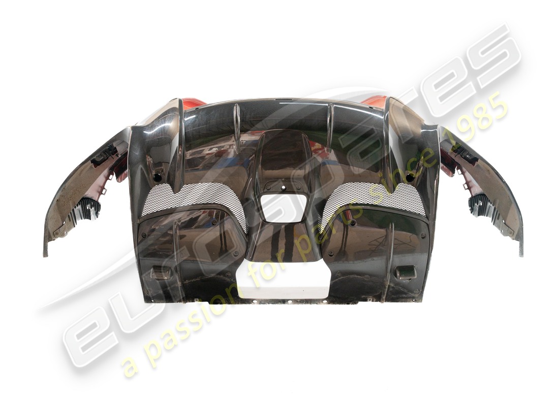 paraurti posteriore completo usato eurospares e diffusore in carbonio con finitura lucida. numero parte eap1552476 (3)