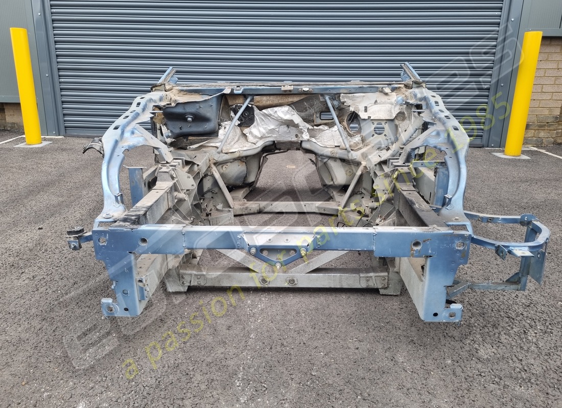 TELAIO ANTERIORE Eurospares Ferrari 599 USATO CON PARATIA LHD. NUMERO PARTE EAP1390096 (1)