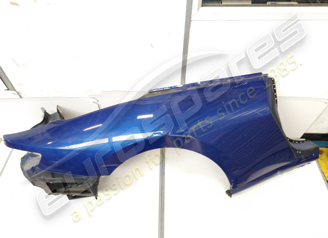 PARAFANGO POSTERIORE DESTRO Maserati USATO. NUMERO PARTE 81473300 (1)