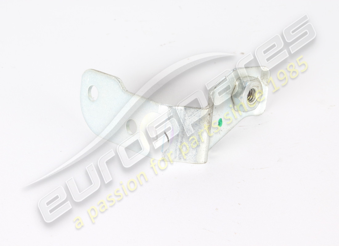USATO Maserati STAFFA FERMA PORTA ANTERIORE DX. NUMERO PARTE 670005885 (1)