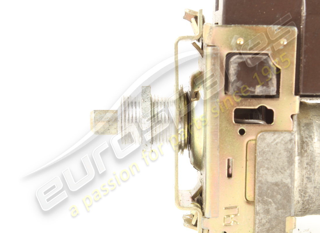 interruttore termostato ferrari danneggiato. numero parte 61931100 (4)