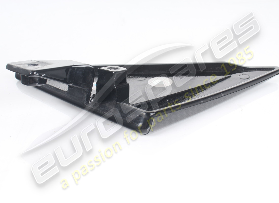 USATO FERRARI TRIANGOLO ANGOLO PORTA DESTRA. NUMERO PARTE 81486300 (4) usato ferrari triangolo angolo porta destra. numero parte 81486300 (4)