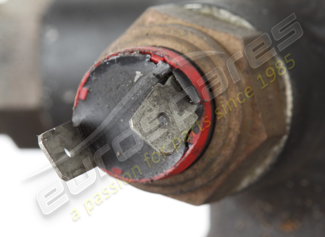 radiatore olio ferrari usato. numero parte 175696 (3)