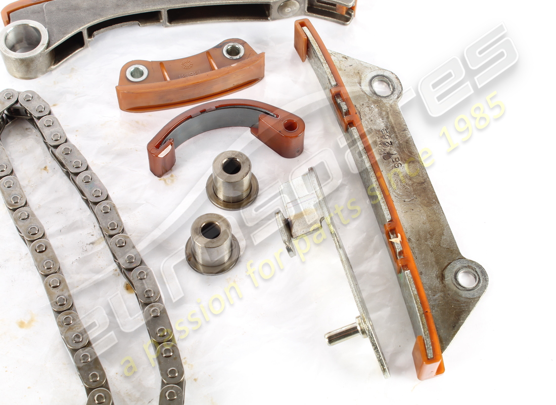 fasatura valvole e comando pompa usati ferrari. numero parte 315694 (6)