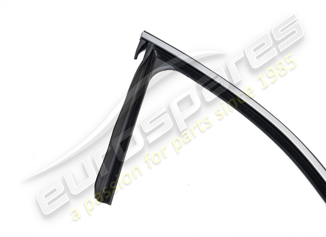 NUOVA MASERATI GUARNIZIONE ANTERIORE DX. NUMERO PARTE 670295991 (3) nuova maserati guarnizione anteriore dx. numero parte 670295991 (3)