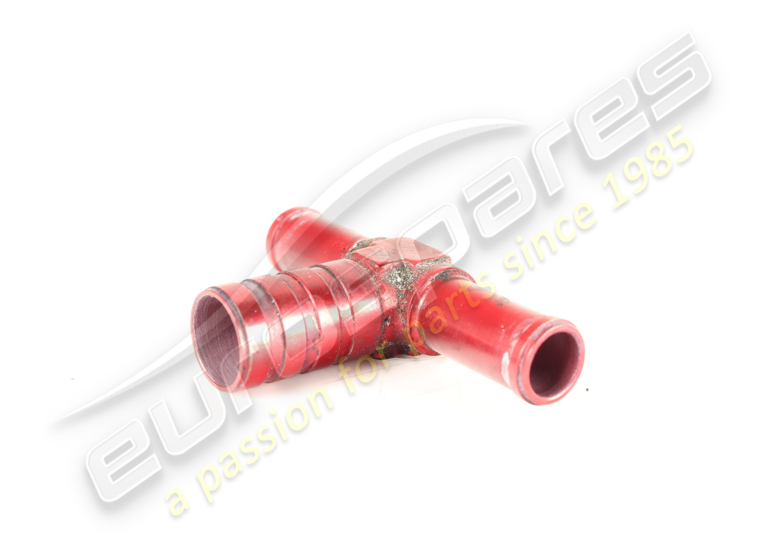 RACCORDO A TRE VIE PER RITORNO ACQUA MASERATI USATO. NUMERO PARTE 585412500 (3) raccordo a tre vie per ritorno acqua maserati usato. numero parte 585412500 (3)