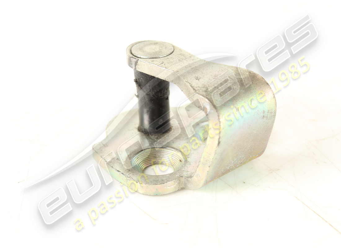 ATTACCO MASERATI USATO. NUMERO PARTE 85321500 (2) attacco maserati usato. numero parte 85321500 (2)