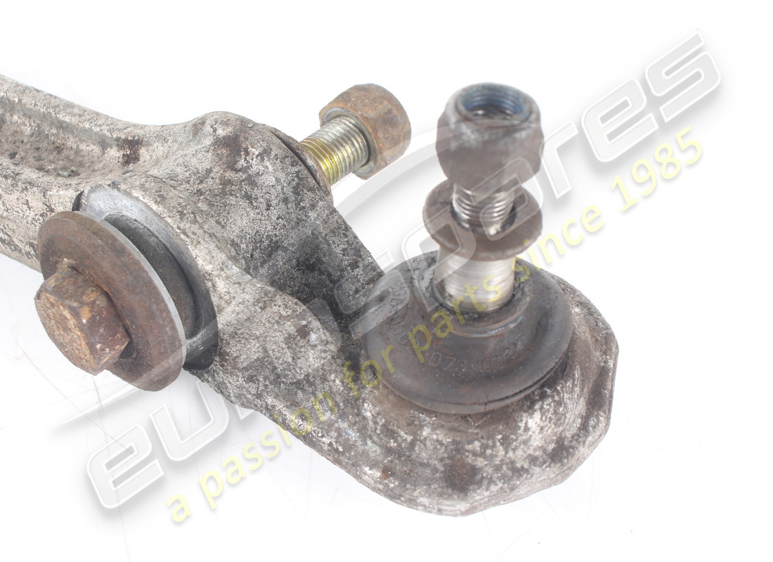 USATO MASERATI BRACCIO INFERIORE SOSPENSIONE ANTERIORE DESTRA. NUMERO PARTE 366600120 (3) usato maserati braccio inferiore sospensione anteriore destra. numero parte 366600120 (3)