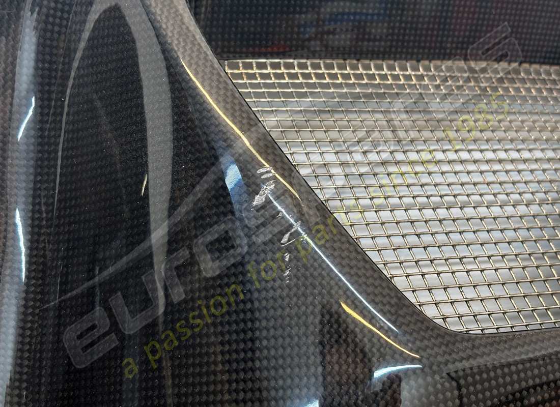 nuovo (altro) ferrari diffusore posteriore. numero parte 81509400 (3)