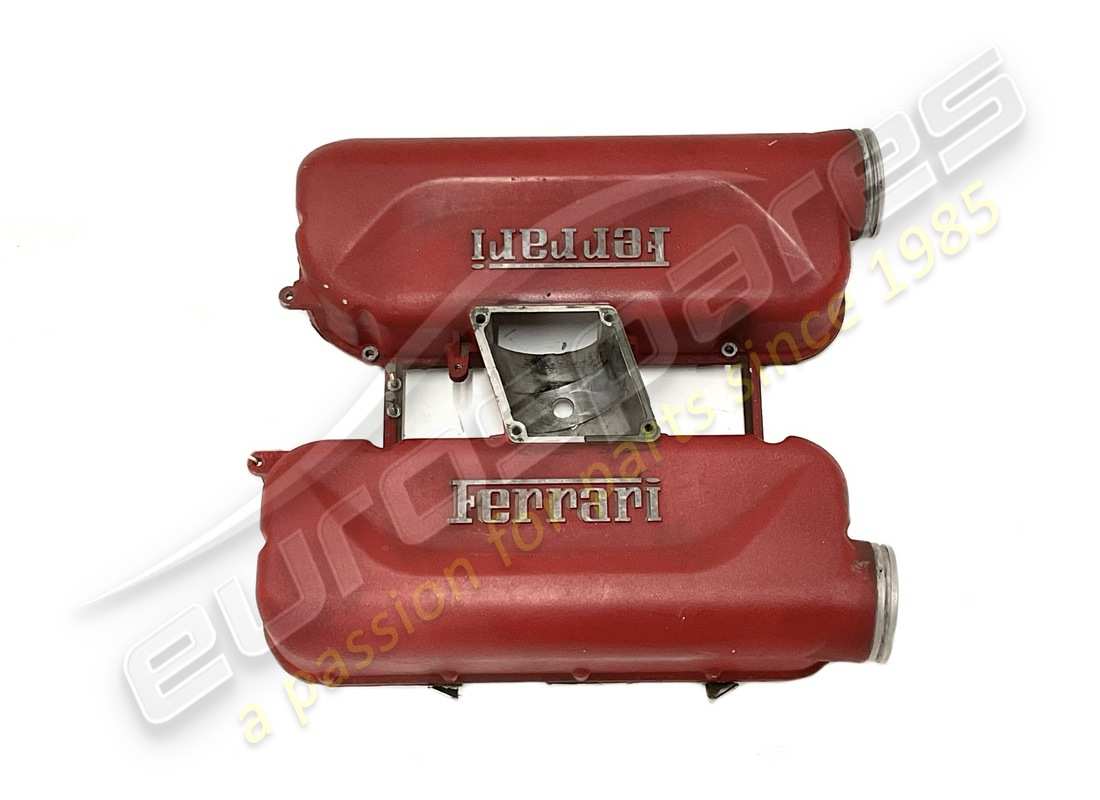 COPERCHIO PRESA ARIA Ferrari USATO. NUMERO PARTE 179752 (1)