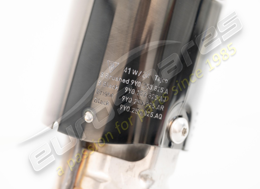 NUOVO TERMINALE DI SCARICO PORSCHE. NUMERO PARTE 9Y0253824EB (4) nuovo terminale di scarico porsche. numero parte 9y0253824eb (4)