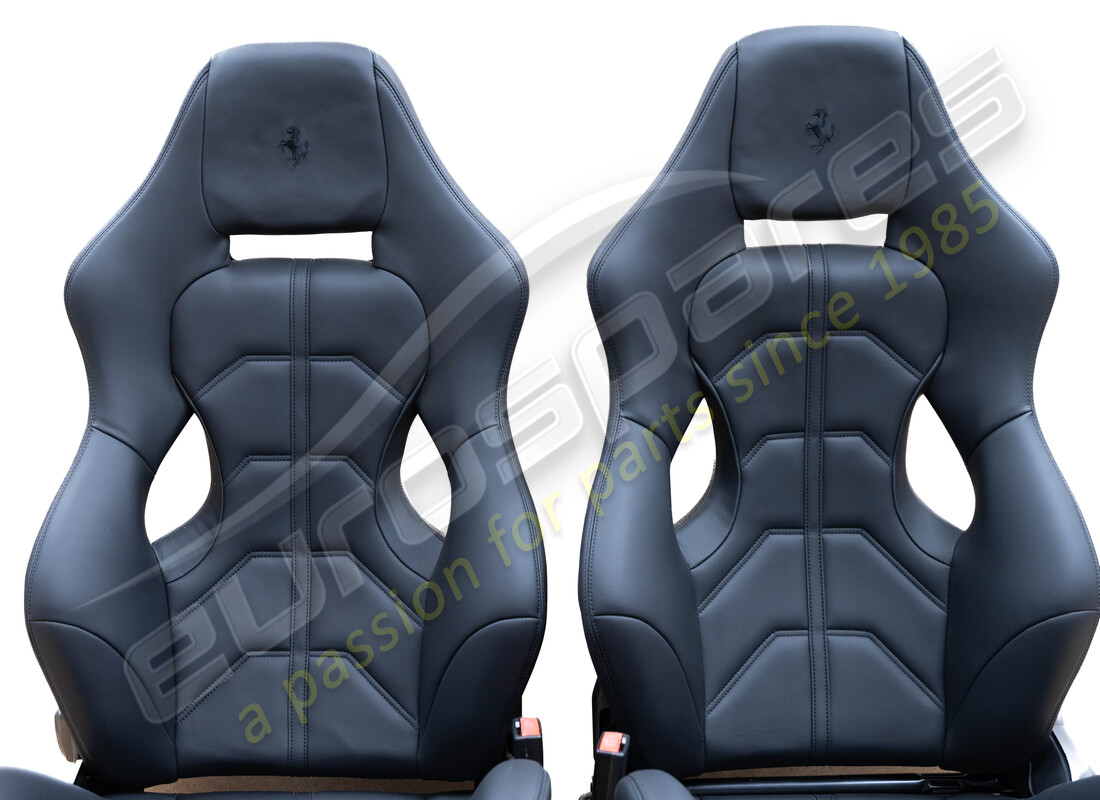 ricondizionato ferrari 488 lhd carbonio posti a sedere. numero parte eap1404981 (2)