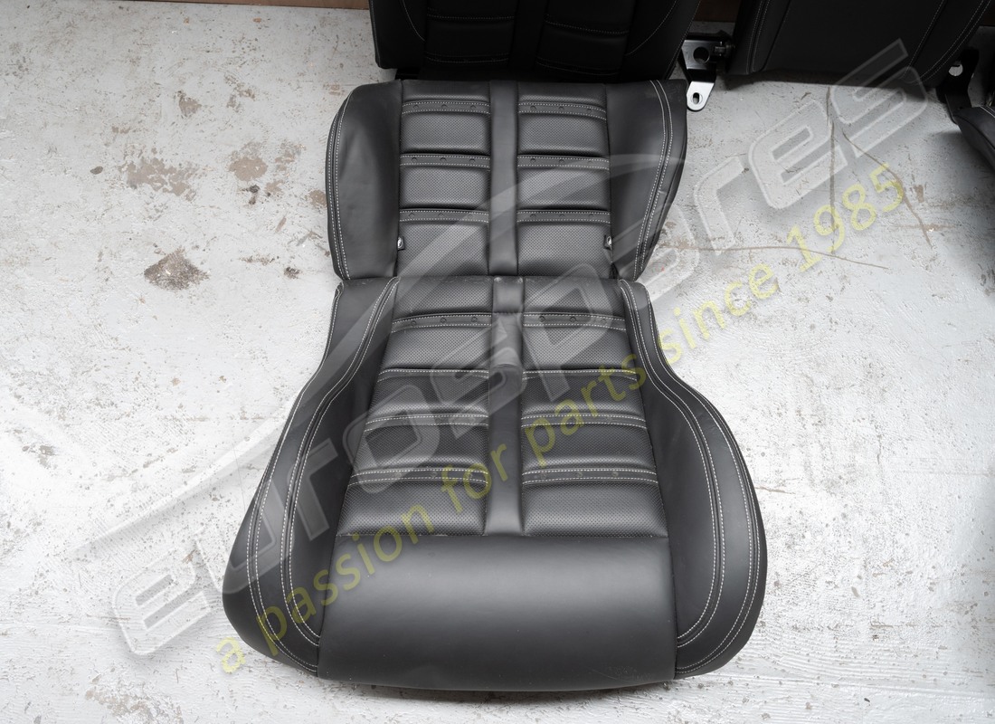 set di sedili completo usato eurospares. numero parte eap1558688 (25)
